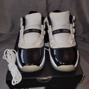 Air Jordan 11 Retro Low Concorda 528896153
